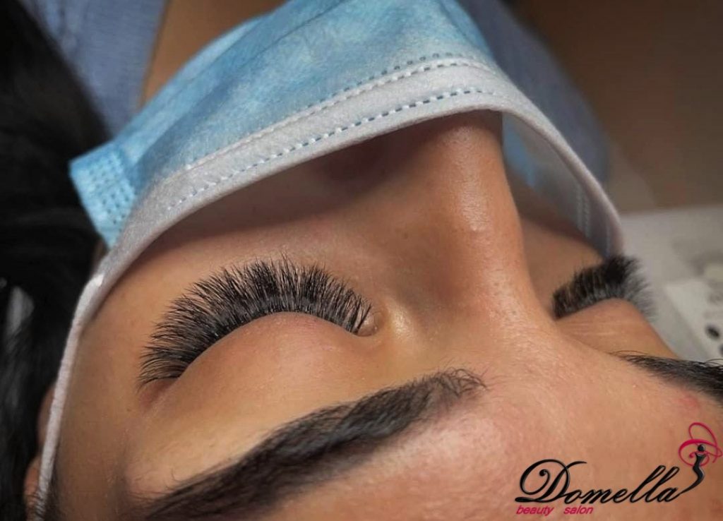 Ekstenzije trepavica u Domella Beauty Salon